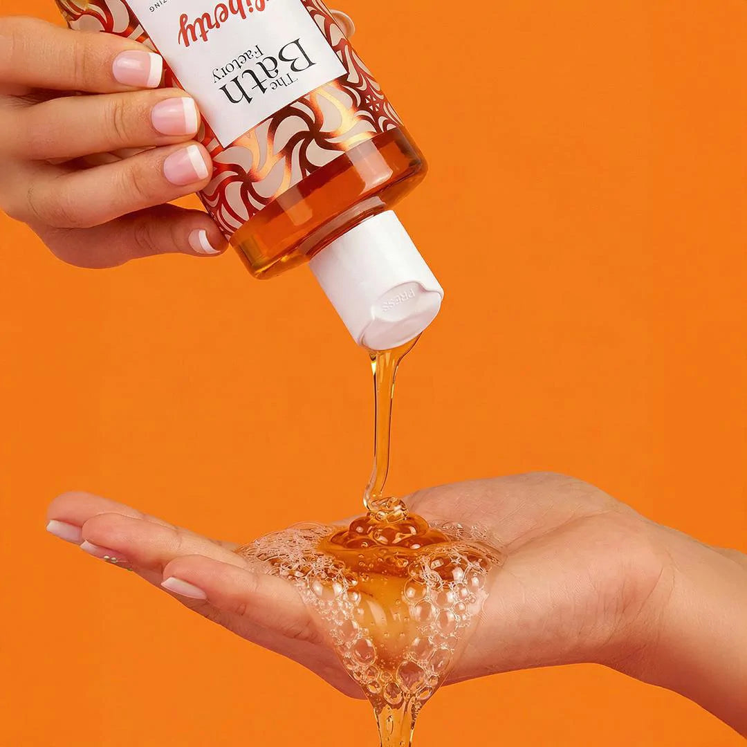 THE BATH FACTORY Nemlendirici Ve Besleyici Liberty Duş Jeli 400 ml